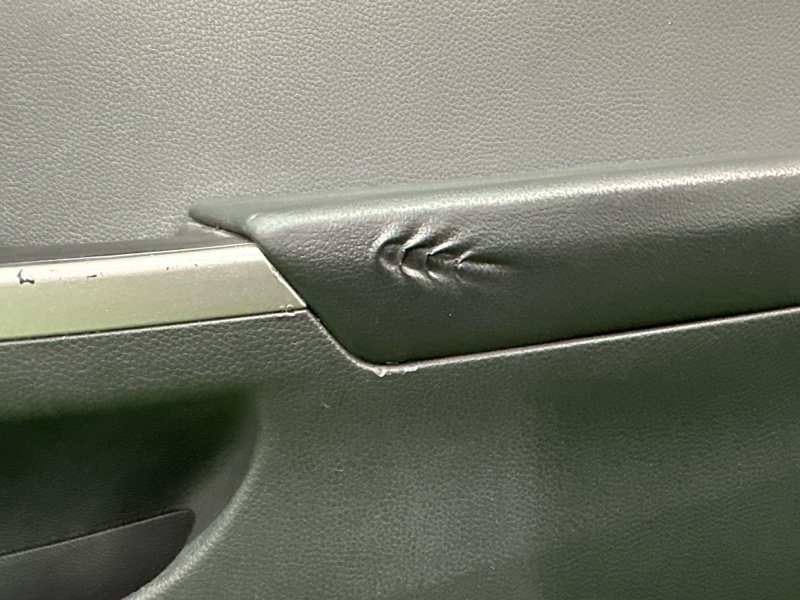 Обшивка двери Hyundai i30 GD