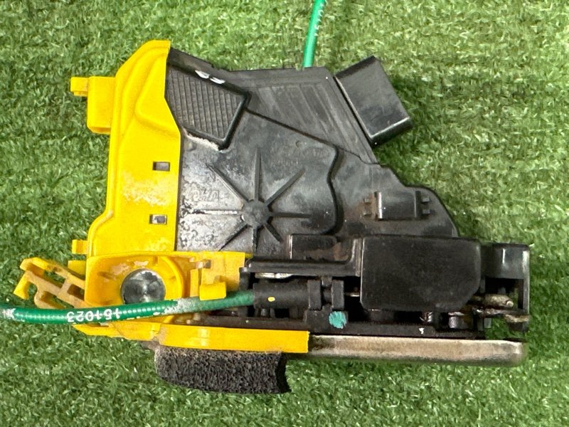 Замок двери Hyundai i30 GD