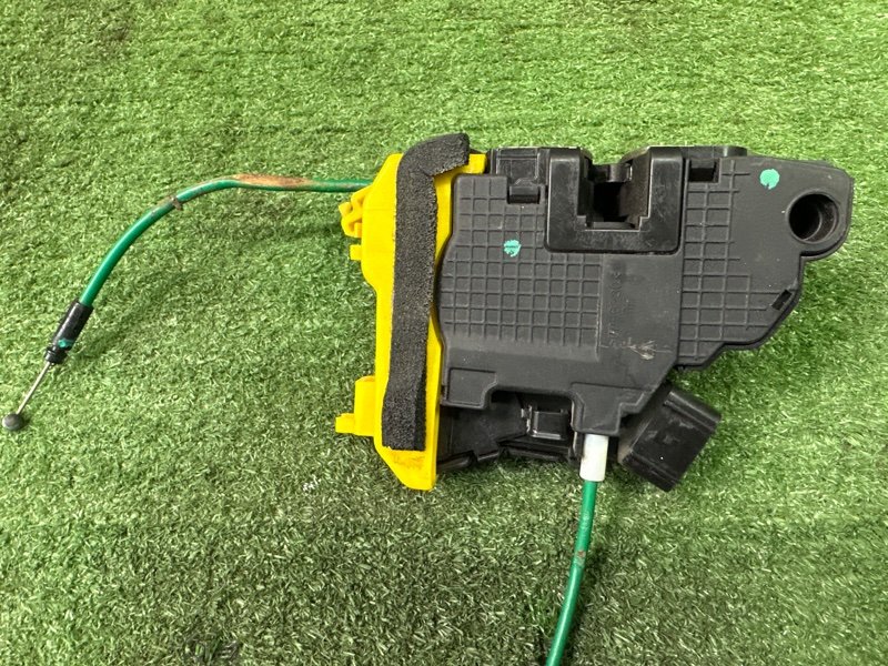 Замок двери Hyundai i30 GD