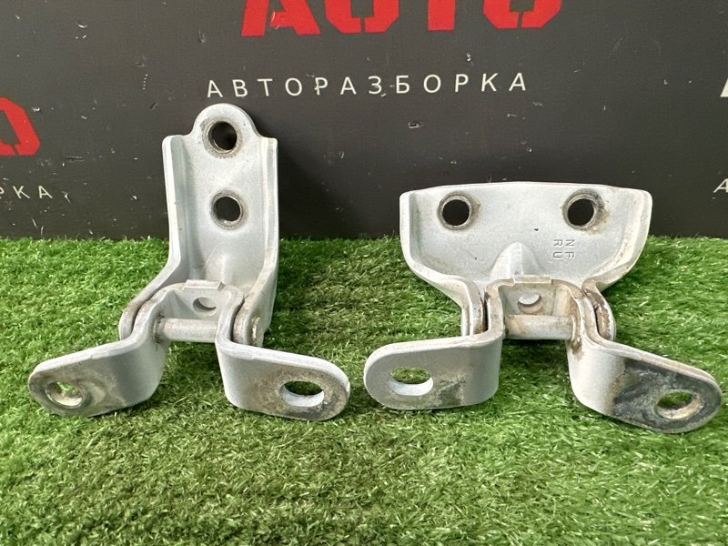 Петли двери Hyundai i30 GD