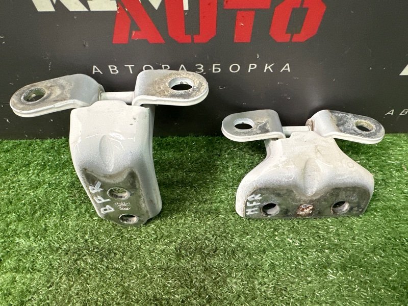 Петли двери Hyundai i30 GD