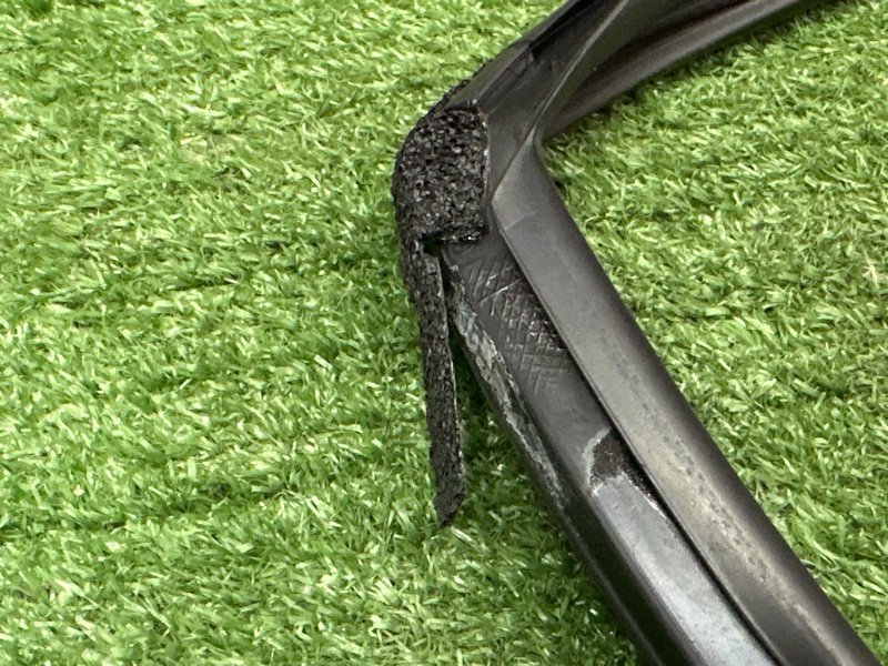 Уплотнитель стекла направляющий Hyundai i30 GD