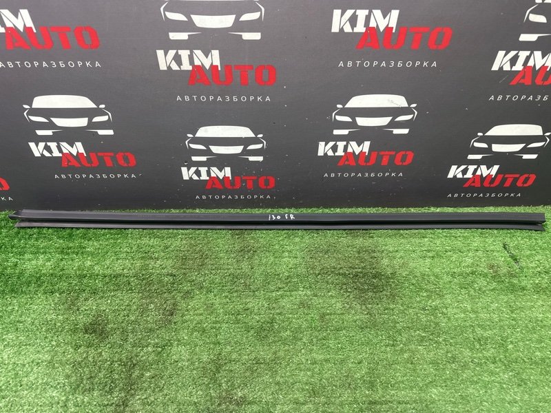 Уплотнитель стекла(бархотка) внутренний Hyundai i30 GD