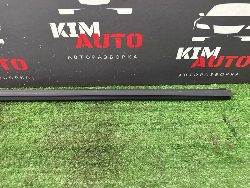 Уплотнитель стекла(бархотка) внутренний Hyundai i30 FD