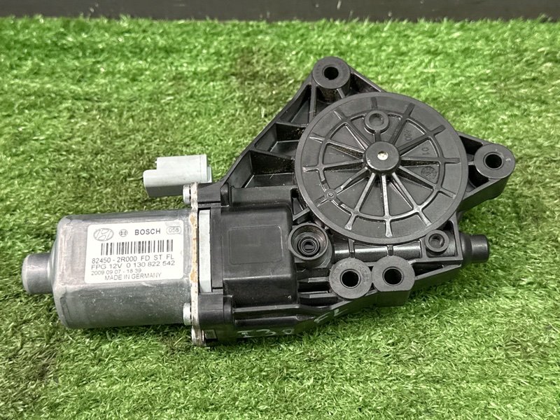 Мотор стеклоподъемника Hyundai i30 FD