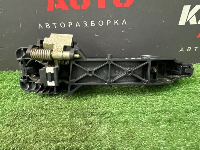 Ручка двери наружная в сборе Hyundai i30 FD