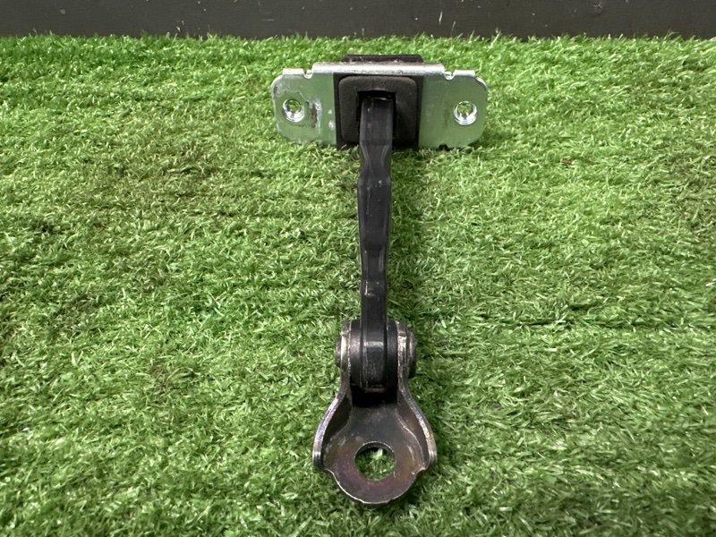 Ограничитель двери Hyundai i30 FD