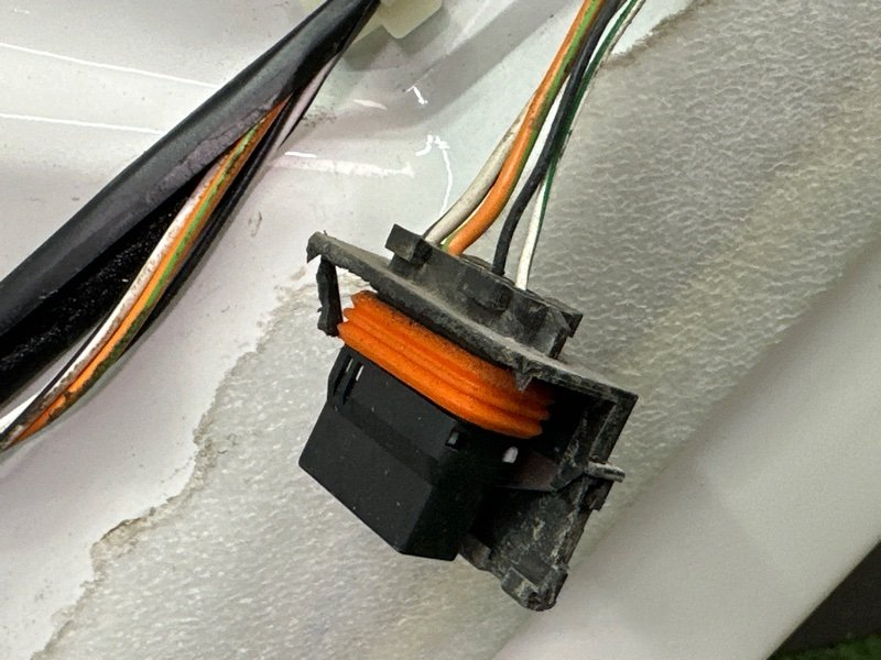 Дверь Fiat Punto 199