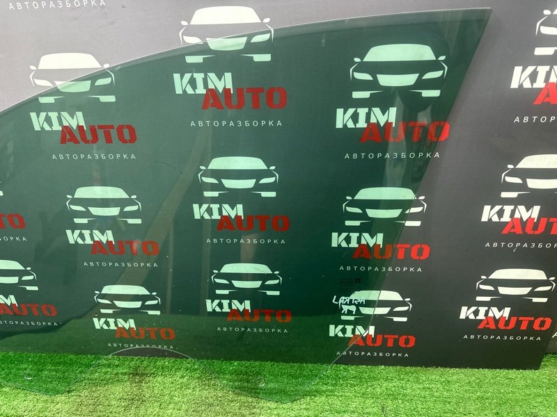 Стекло двери Opel Astra J