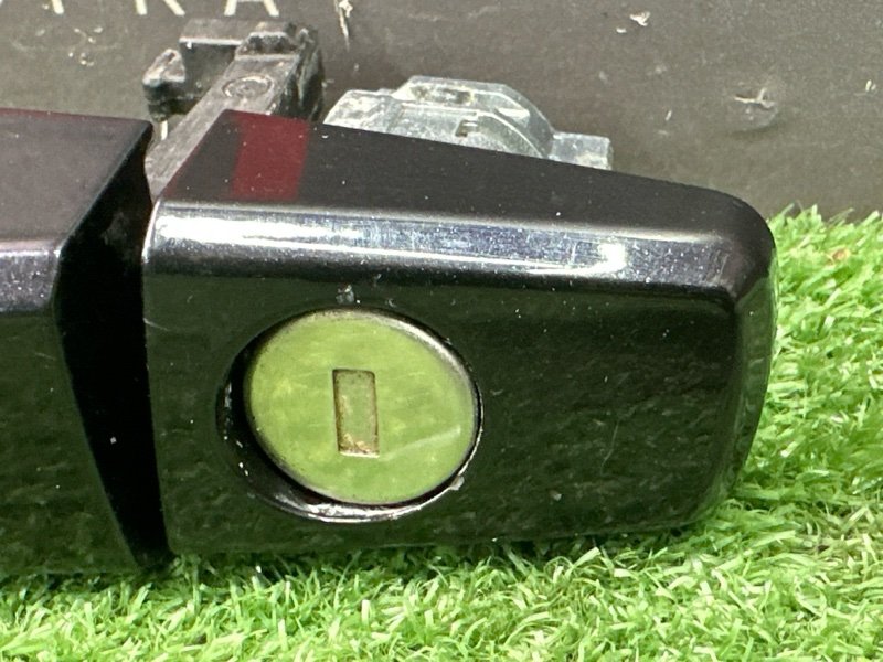 Ручка двери наружная Opel Astra J