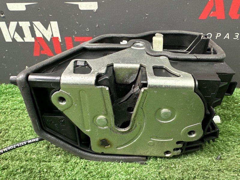 Замок двери BMW 7-Series E65