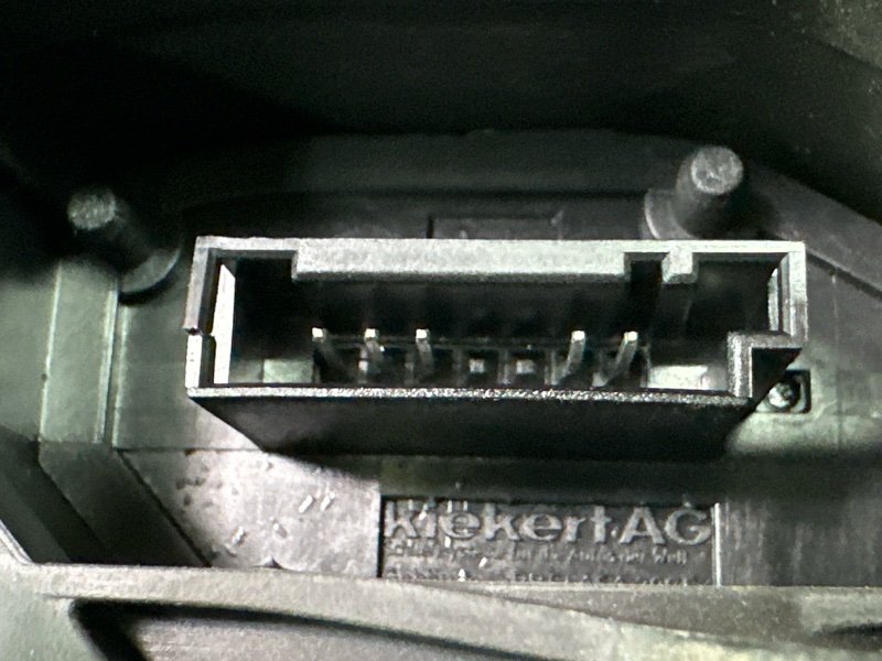 Замок двери BMW 7-Series E65