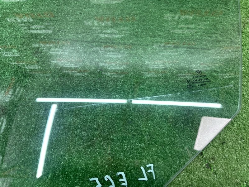 Стекло двери BMW 7-Series E65