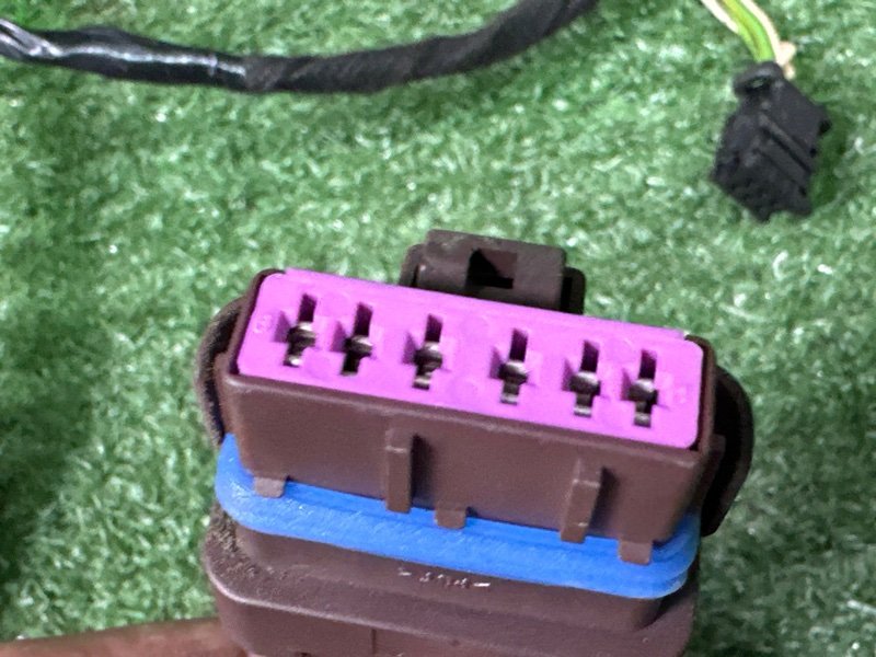 Проводка двери Peugeot 407