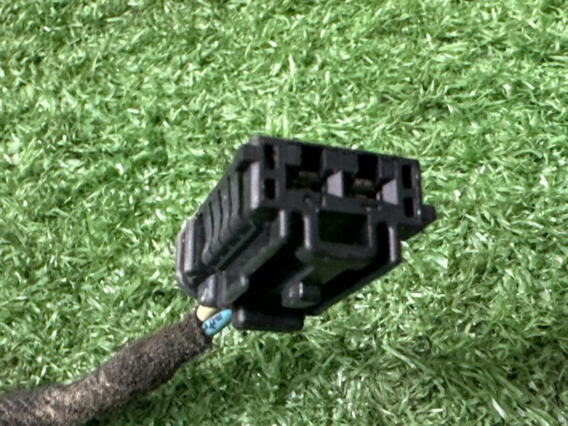 Проводка двери Peugeot 407