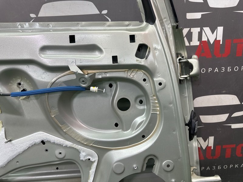 Дверь Peugeot 407