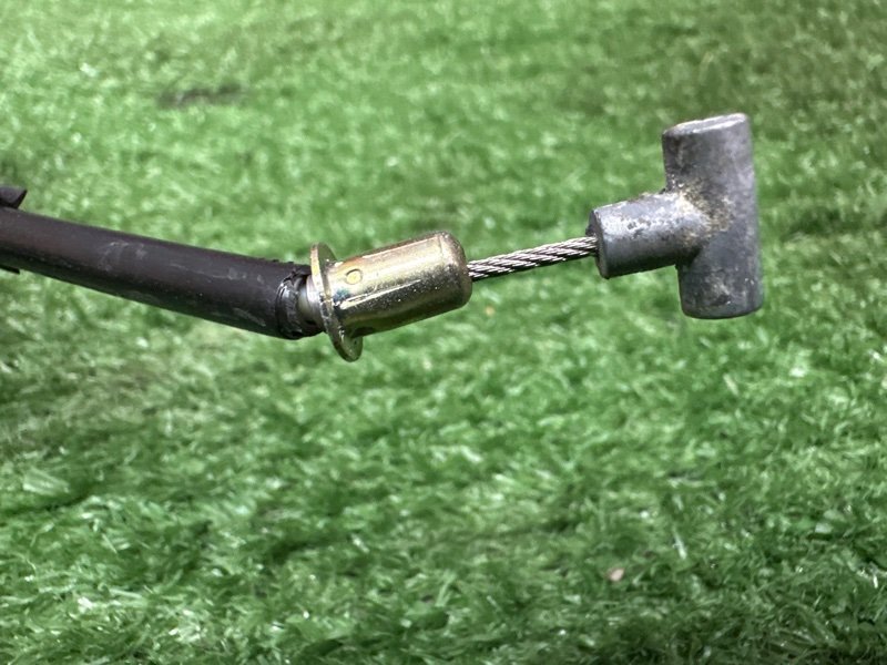 Замок двери Skoda Fabia 1