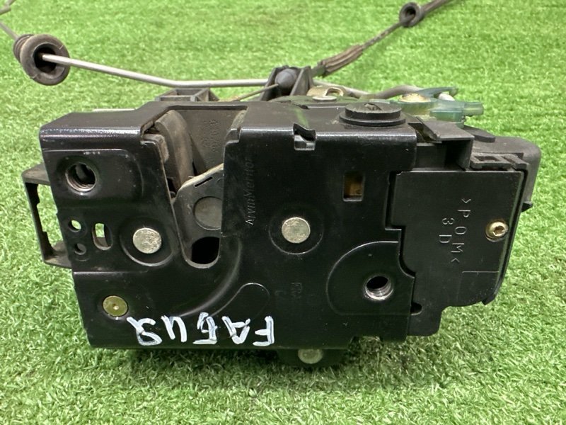 Замок двери Skoda Fabia 1