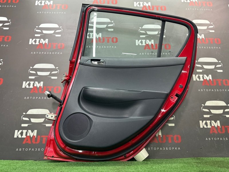 Дверь Hyundai i20