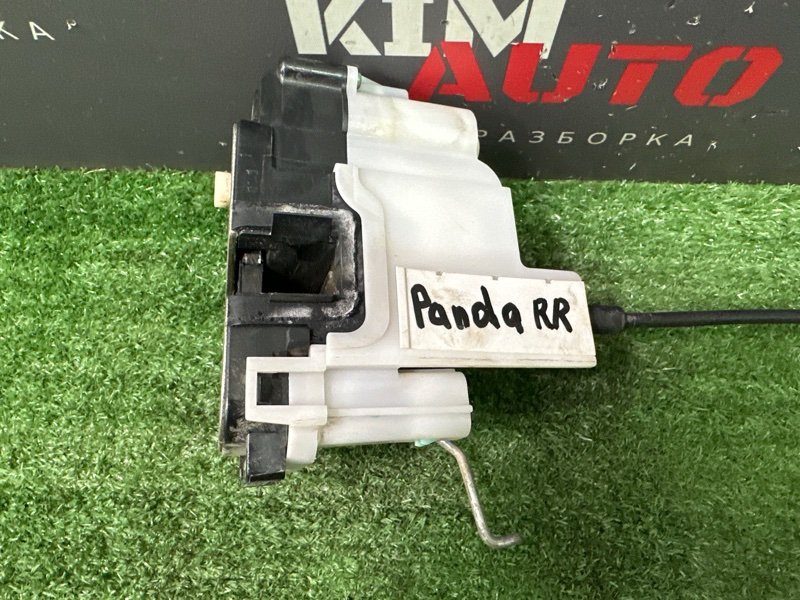 Замок двери Fiat Panda
