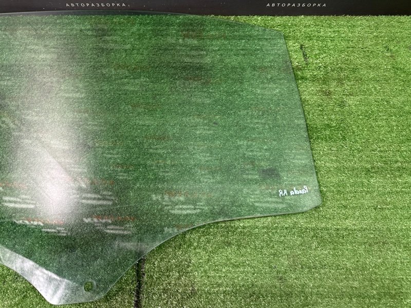 Стекло двери Fiat Panda