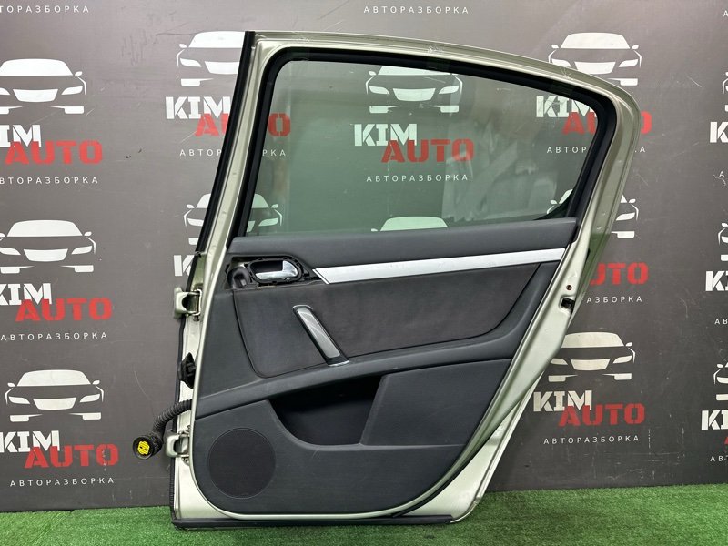 Дверь Peugeot 407