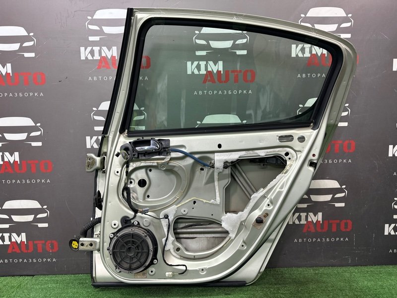 Дверь Peugeot 407