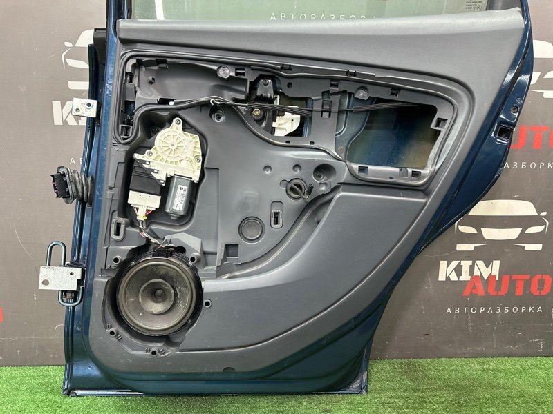 Дверь SEAT ALTEA