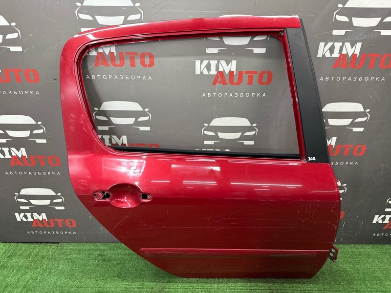 Дверь Peugeot 307