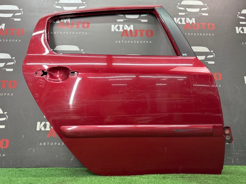 Дверь Peugeot 307