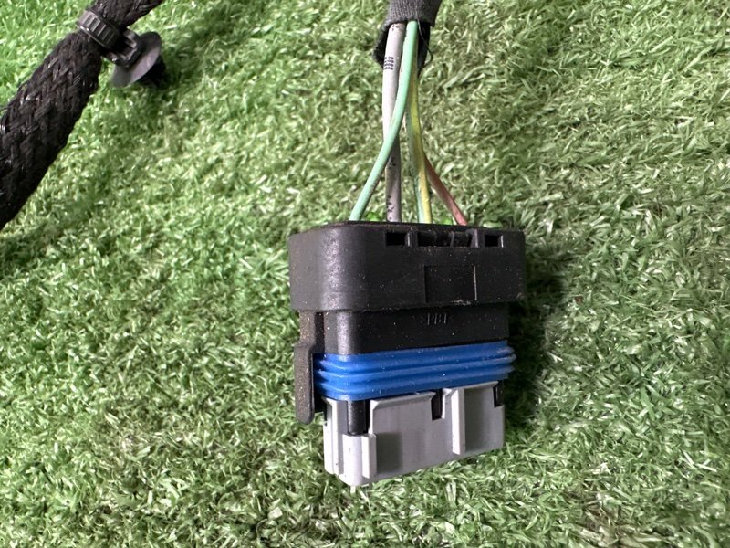 Проводка двери Peugeot 307