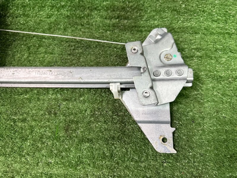 Механизм стеклоподъёмника с мотором Peugeot 307