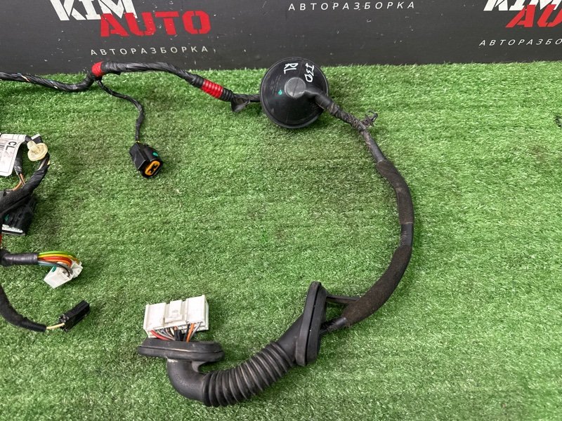 Проводка двери Hyundai i30 GD