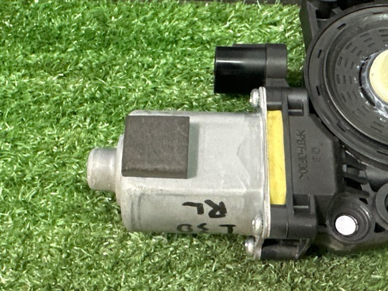 Мотор стеклоподъемника Hyundai i30 GD