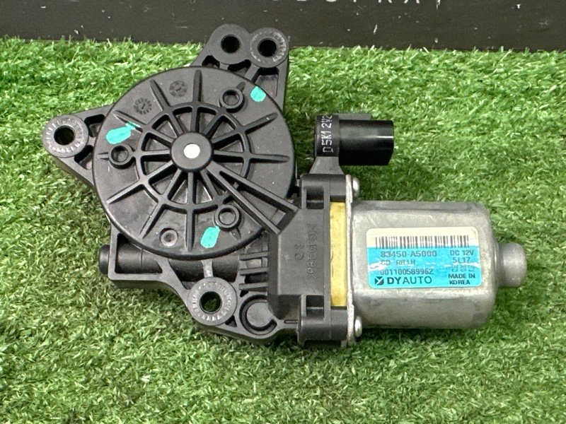 Мотор стеклоподъемника Hyundai i30 GD