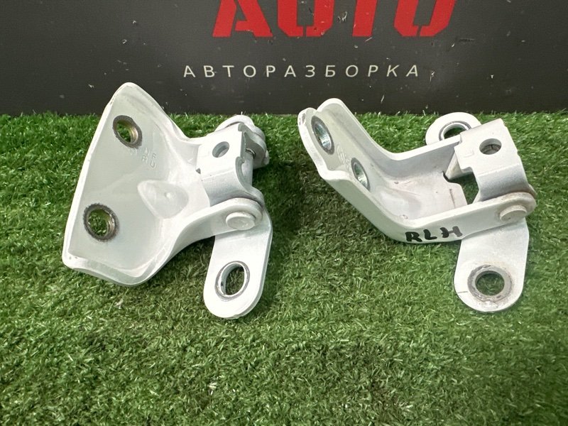 Петли двери Hyundai i30 GD