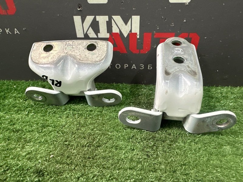 Петли двери Hyundai i30 GD