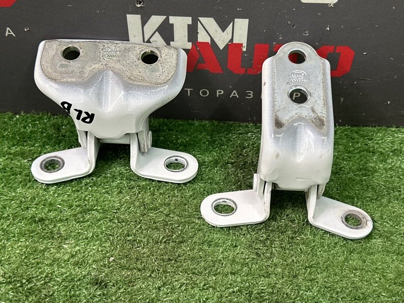 Петли двери Hyundai i30 GD