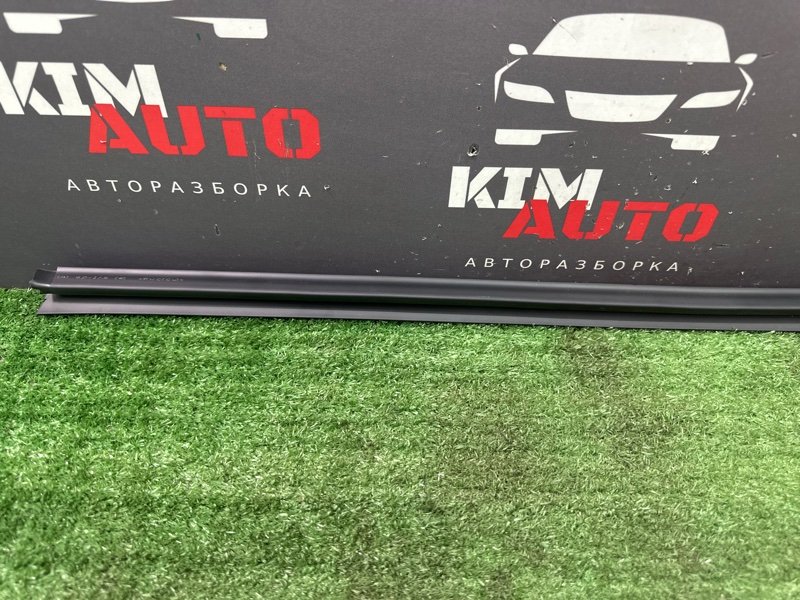 Уплотнитель стекла(бархотка) внутренний Hyundai i30 GD