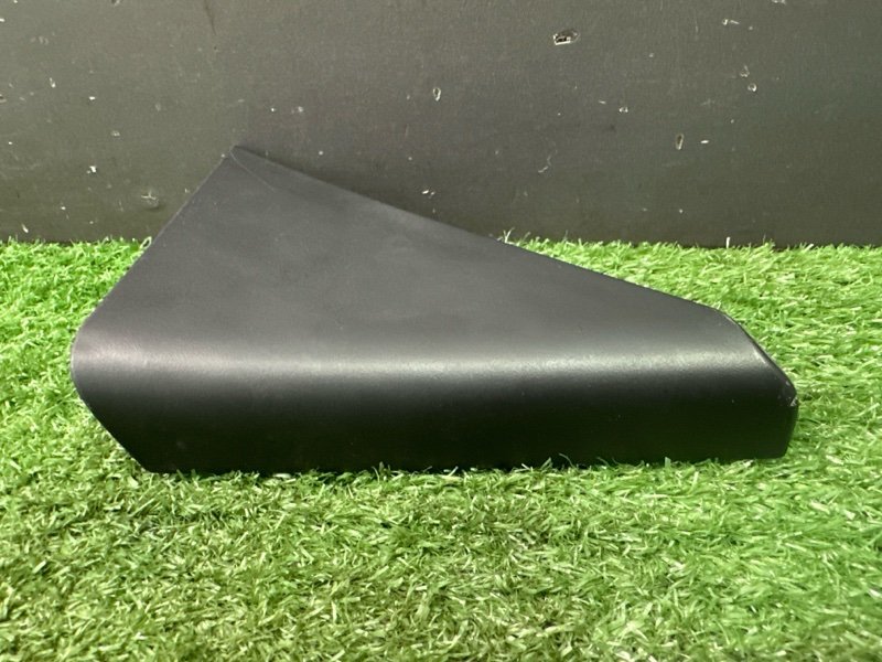 Накладка двери внутренняя Hyundai i30 GD