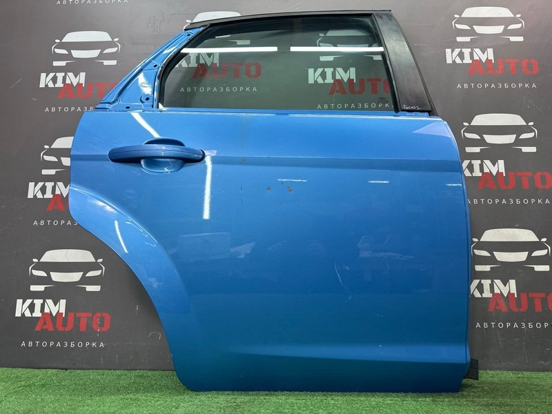 Дверь Ford Focus 2