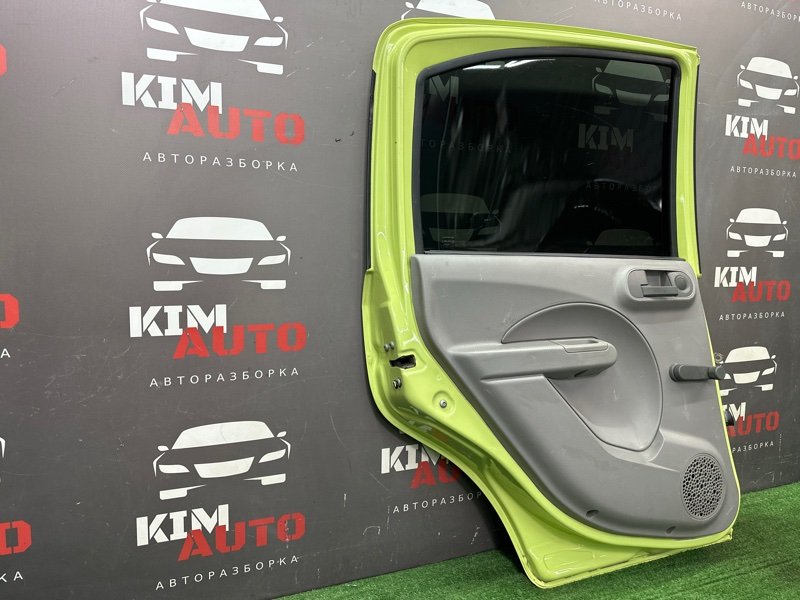 Дверь Fiat Panda