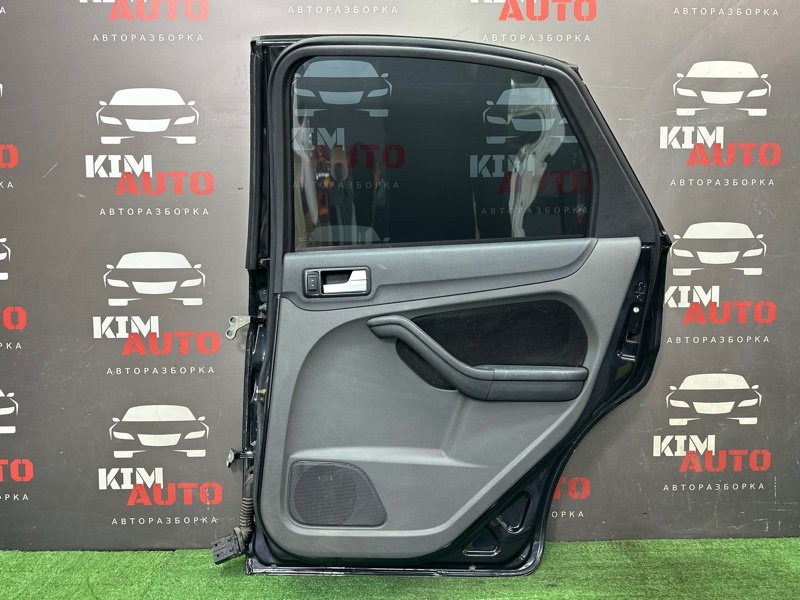 Дверь Ford Focus 2
