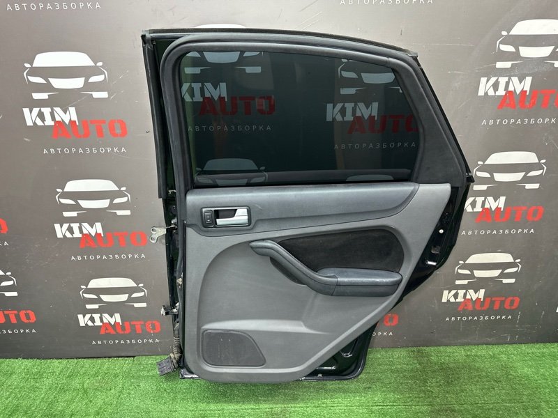Дверь Ford Focus 2
