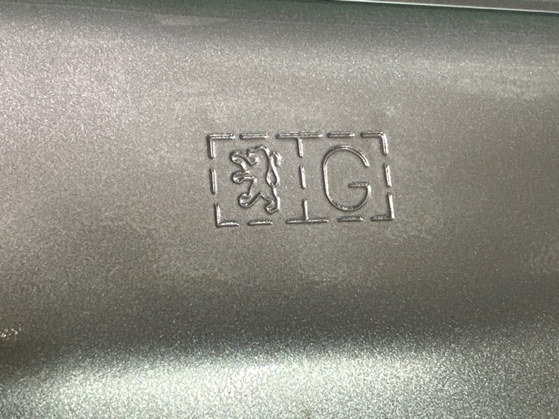 Дверь Peugeot 207