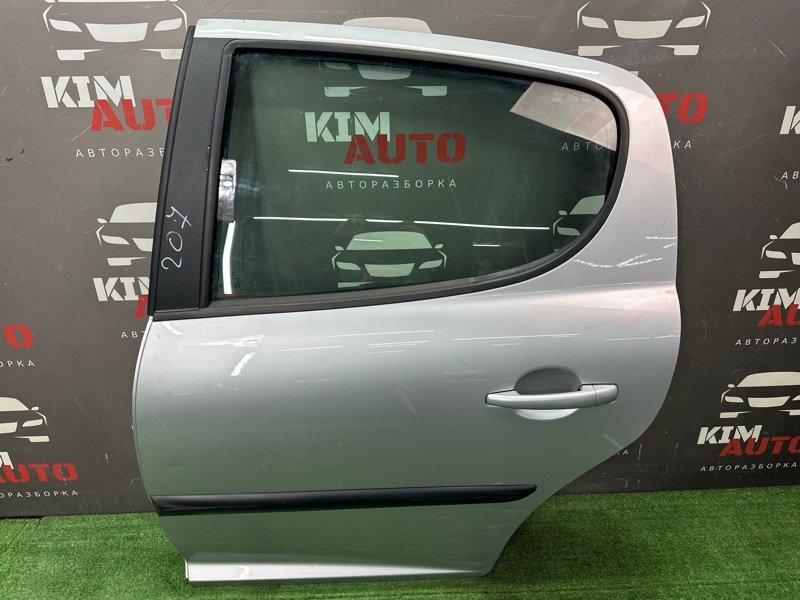 Дверь Peugeot 207