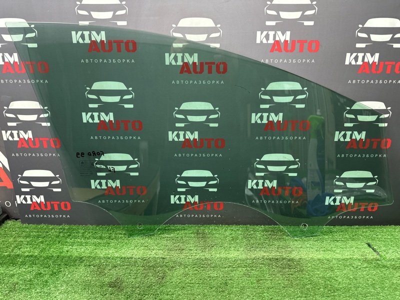 Стекло двери Ford Focus 3 HB 2012 CB8