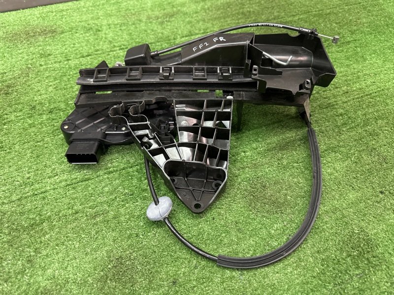 Замок двери Ford Focus 2