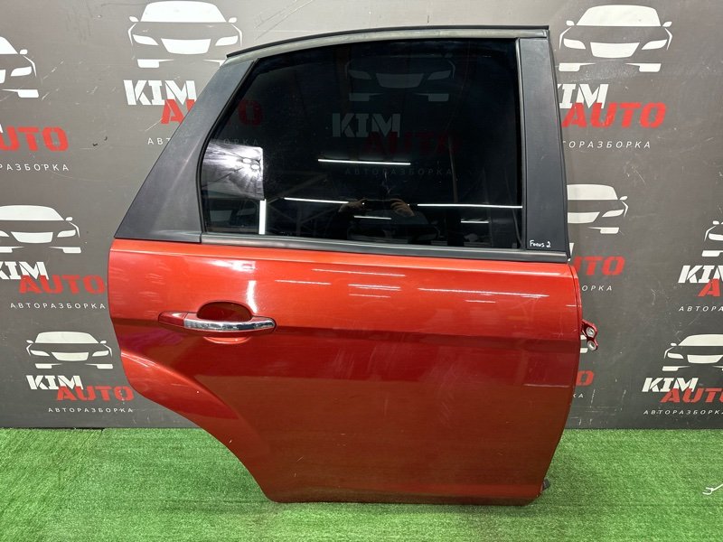 Дверь Ford Focus 2