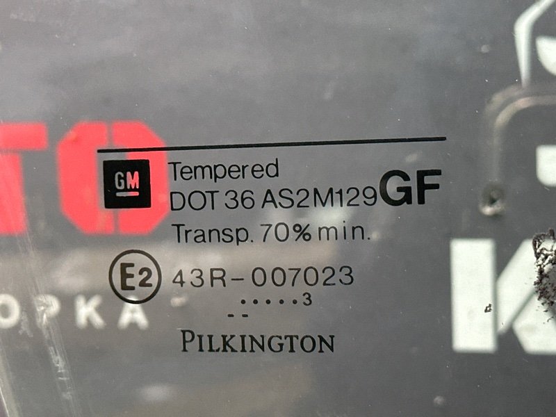 Стекло двери Opel Astra G